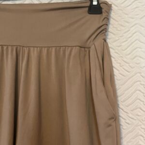 UEU Pants Stretch Cuffed Brown Size Small Hammer Flouncy Athleisure Cuffed Legs